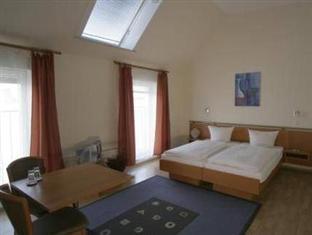 Hotel Pension Arta Βερολίνο Εξωτερικό φωτογραφία